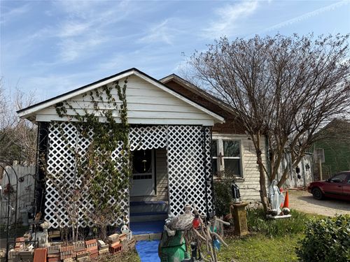 2610 Ingersoll St, Dallas, TX, 75212-4523 | Card Image