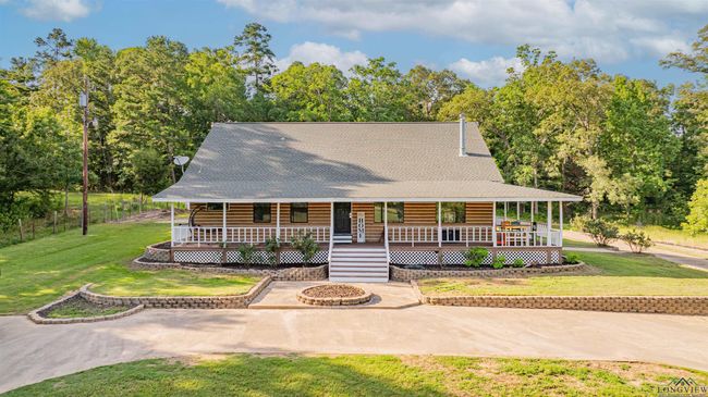 741 E Wilkins Rd, House other with 3 bedrooms, 2 bathrooms and null parking in Gladewater TX | Image 24
