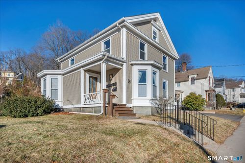 15 Mountain St, Vernon, CT, 06066-3360 | Card Image
