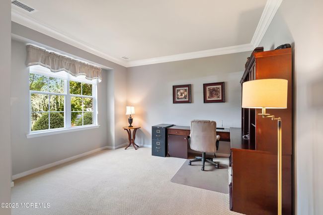 19 E Francesa Ct, Home with 3 bedrooms, 3 bathrooms and null parking in Farmingdale NJ | Image 24