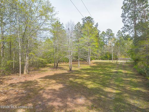 15407 Old Highway 15, D'Iberville, MS, 39540-9483 | Card Image