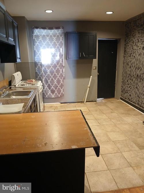 1812 N Chapel St, BALTIMORE, MD, 21213-2444 | Card Image