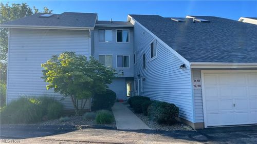 9-208 Park Ave, Conneaut, OH, 44030-1543 | Card Image