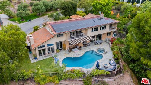 17589 Camino De Yatasto, Pacific Palisades, CA, 90272-2013 | Card Image