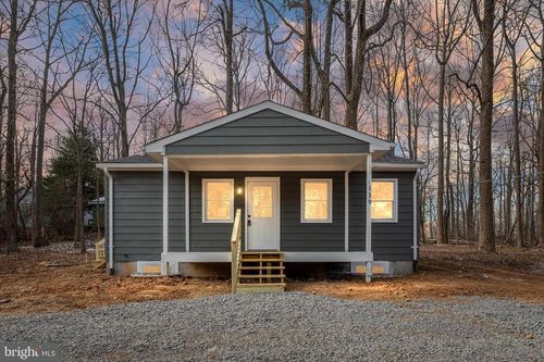 139 Nez Perce Way, CHESTER GAP, VA, 22623-2133 | Card Image