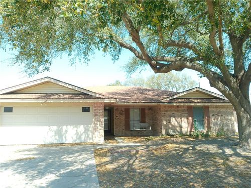 538 Vega Dr, Corpus Christi, TX, 78418-3954 | Card Image