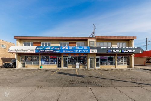 5616 W 79th St, Burbank, IL, 60459-1304 | Card Image