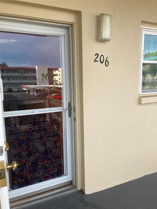 unit-d206-5750 80th St N, St Petersburg, FL, 33709-5859 | Card Image