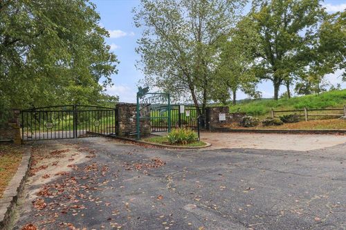 000 Northfork Village St, Tecumseh, MO, 65760 | Card Image