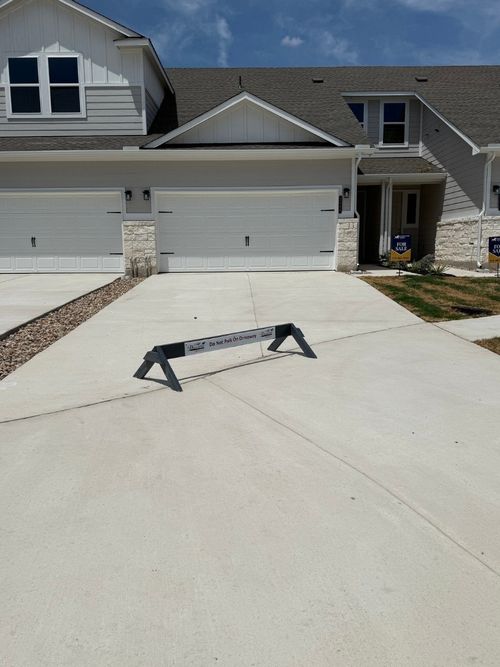 2546 Jack Nora Way, Round Rock, TX, 78665-3052 | Card Image