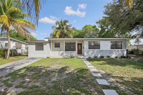 3371 Sw 37th St, West Park, FL, 33023-6347 | Card Image