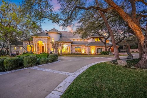 4646 Rockcliff Rd, Austin, TX, 78746-1232 | Card Image