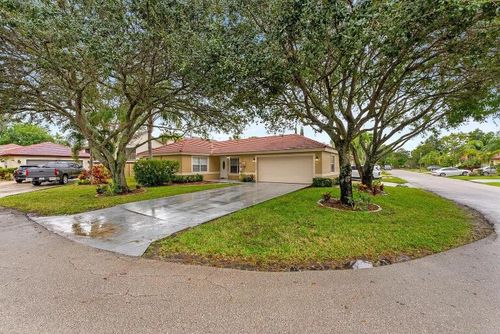 12230 Dartmoor Drive Drive, Wellington, FL, 33414 | Card Image