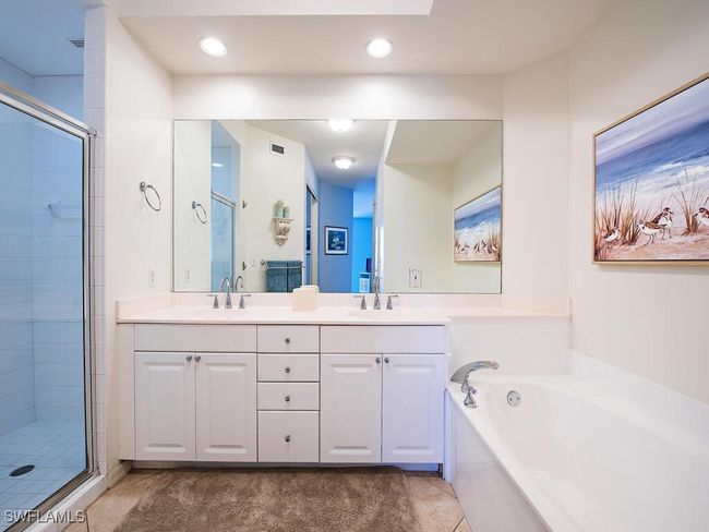 APT-806 - 400 Flagship Dr, Condo with 3 bedrooms, 3 bathrooms and null parking in NAPLES FL | Image 8