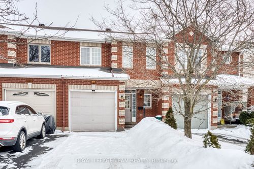 7 Chantilly Gate, Stittsville - Munster - Richmond, ON, K2S2B2 | Card Image