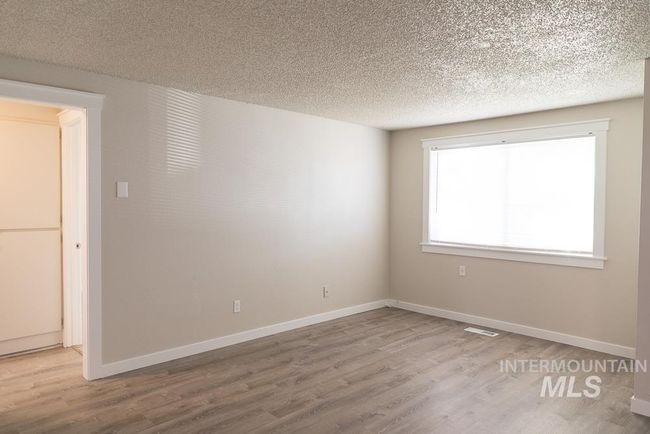 APT-2 - 1133 Fortner St, Condo with 3 bedrooms, 1 bathrooms and null parking in Ontario OR | Image 4