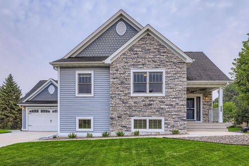 540 S Creek Dr N, Champlin, MN, 55316-1548 | Card Image