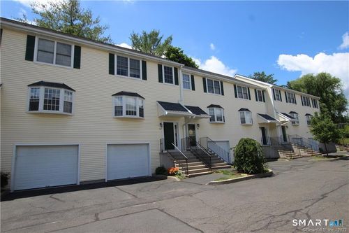5-32-22 Main St, Danbury, CT, 06810-8088 | Card Image