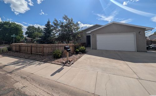 1954 N 10th St., Laramie, WY, 82072 | Card Image