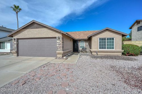 3918 W Calle Lejos, Glendale, AZ, 85310-4010 | Card Image