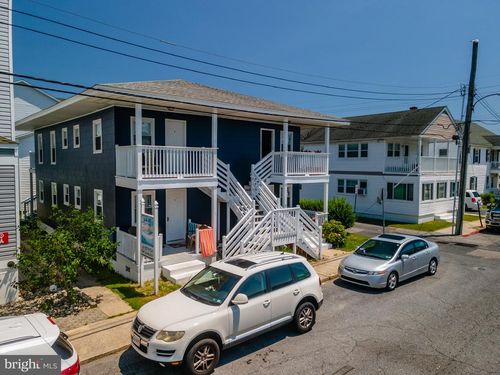 204 12th St, OCEAN CITY, MD, 21842-7360 | Card Image