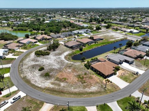 17 Medalist Way, ROTONDA WEST, FL, 33947-2173 | Card Image
