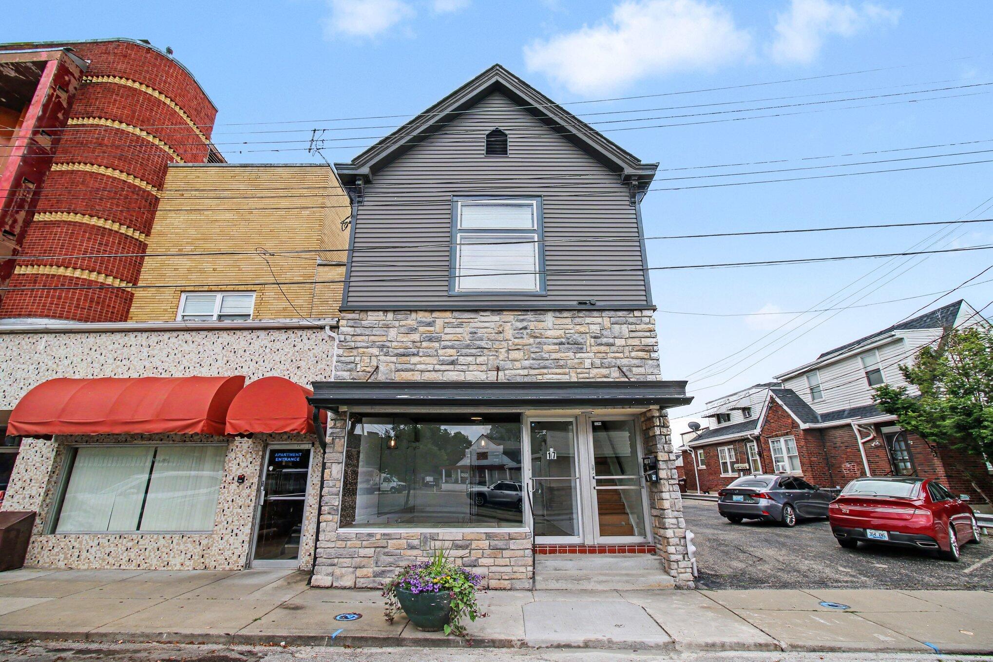 Commercial Sale in Latonia 2