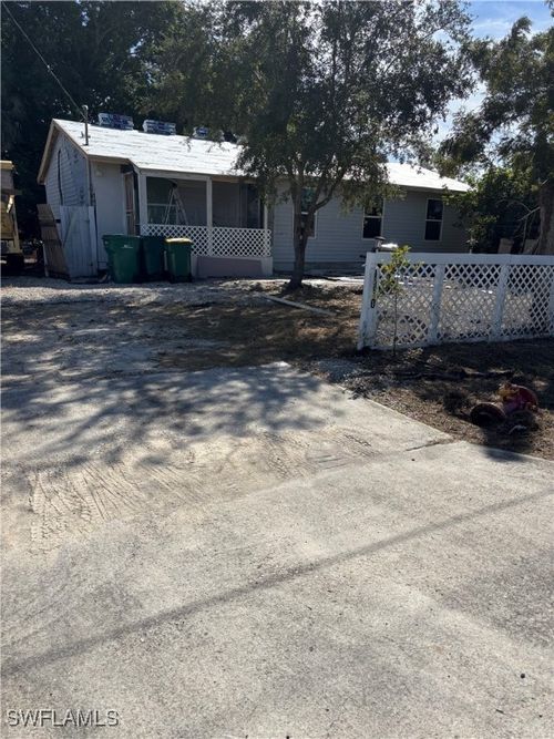 1960 51st St Sw, NAPLES, FL, 34116-5640 | Card Image