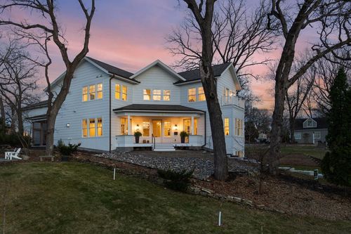 4717 Meadow Rd, Edina, MN, 55424-1232 | Card Image