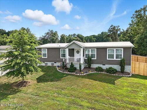 7409 Harmon Creek Ln, Knoxville, TN, 37920-9296 | Card Image