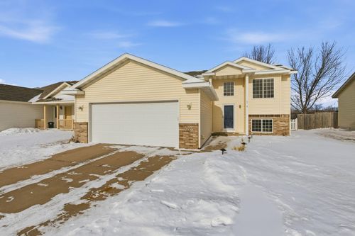 6743 Black Spruce St, Saint Cloud, MN, 56303-4724 | Card Image