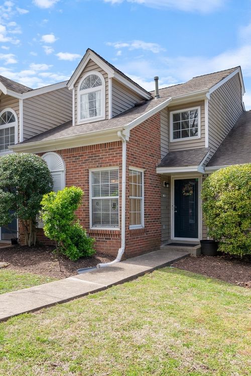 306 Yorkshire Cir, Nashville, TN, 37211-7129 | Card Image