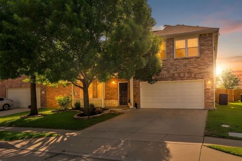 12517 Patnoe Dr, Burleson, TX, 76028-7081 | Card Image