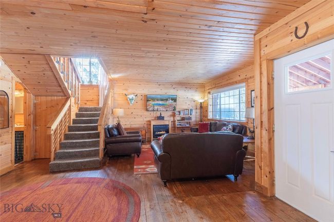 286 Mule Deer Rd, House other with 3 bedrooms, 4 bathrooms and null parking in West Yellowstone MT | Image 26
