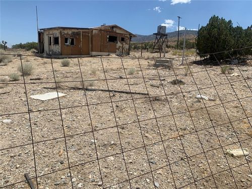 0 Avenue Z4, Llano, CA, 93544 | Card Image