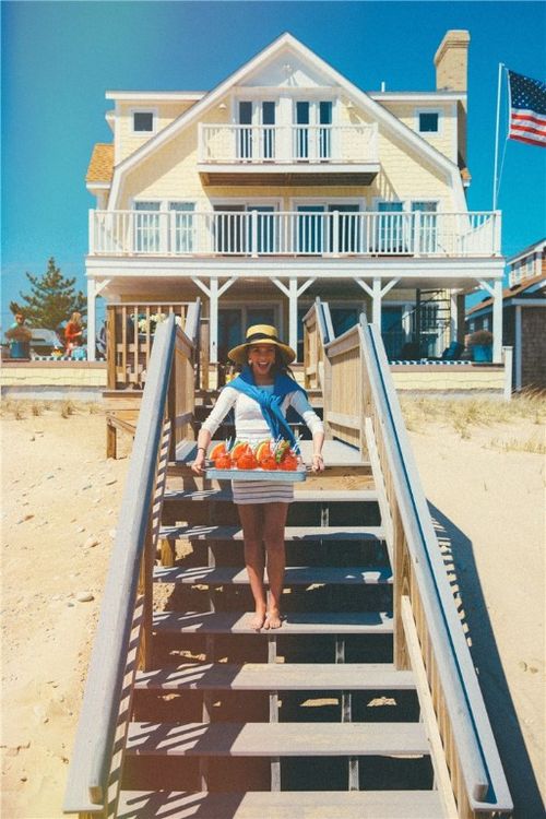 119 Atlantic Ave, Westerly, RI, 02891-4301 | Card Image