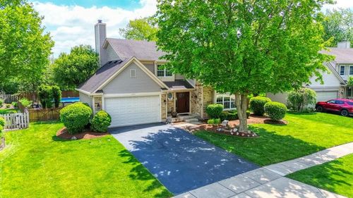 1216 Churchill Rd, Bartlett, IL, 60103-1812 | Card Image