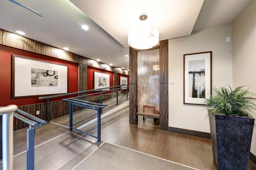 205-2940 King George Blvd, Surrey, BC, V4P0E4 | Card Image