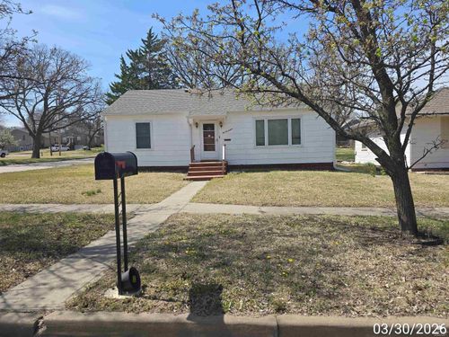 217 S E Street, Herington, KS, 67449 | Card Image