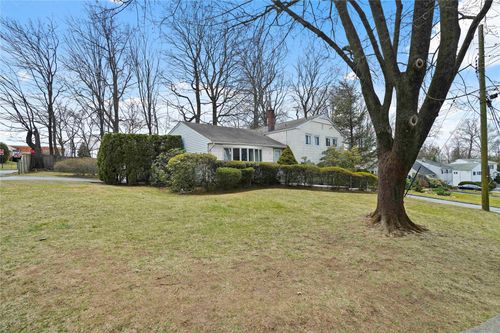 1 Arden Dr, Hartsdale, NY, 10530-2901 | Card Image