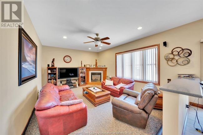 1912 Corbi Lane, House other with 3 bedrooms, 3 bathrooms and null parking in Tecumseh ON | Image 12