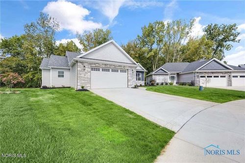 6952 Red Stag Ct, Whitehouse, OH, 43571-8907 | Card Image