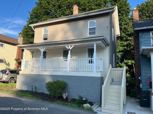 1816 Bloom Ave, Scranton, PA, 18508-1525 | Card Image