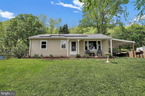 13 Ash Dr, Knoxville, MD, 21758-9644 | Card Image