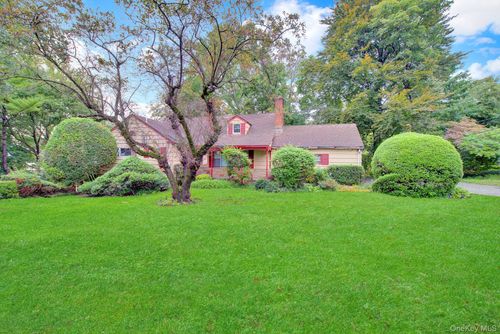 6 Soundview Rd, Glen Cove, NY, 11542-1721 | Card Image