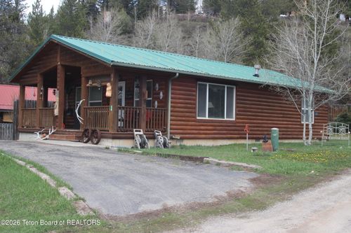 10 Foothill Blvd, Alpine, WY, 83128 | Card Image