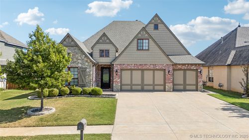 12373 S 105th East Ave, Bixby, OK, 74008-3017 | Card Image