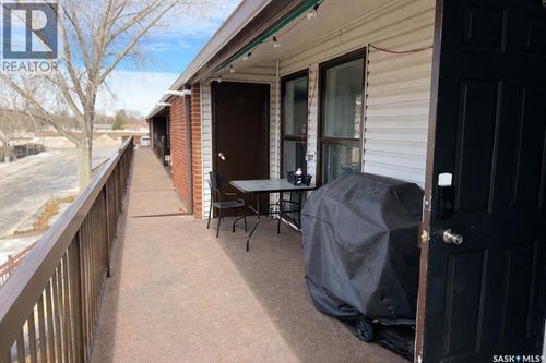 116 Gore Pl, Regina, SK, S4T7S4 | Card Image