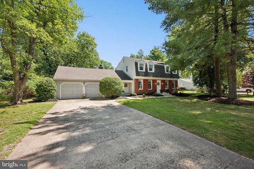 123 Pine Valley Dr, MEDFORD, NJ, 08055-9213 | Card Image