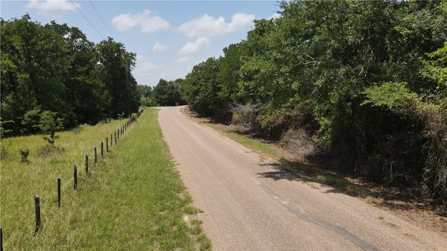 View of asphalt road on Redhill Rd | Image 10